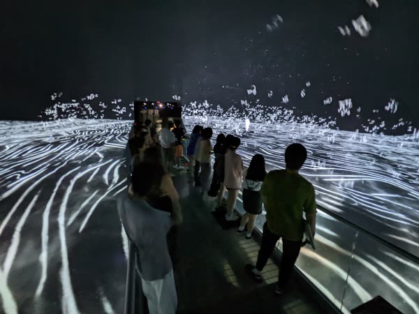 AlloSphere gallery photograph 9